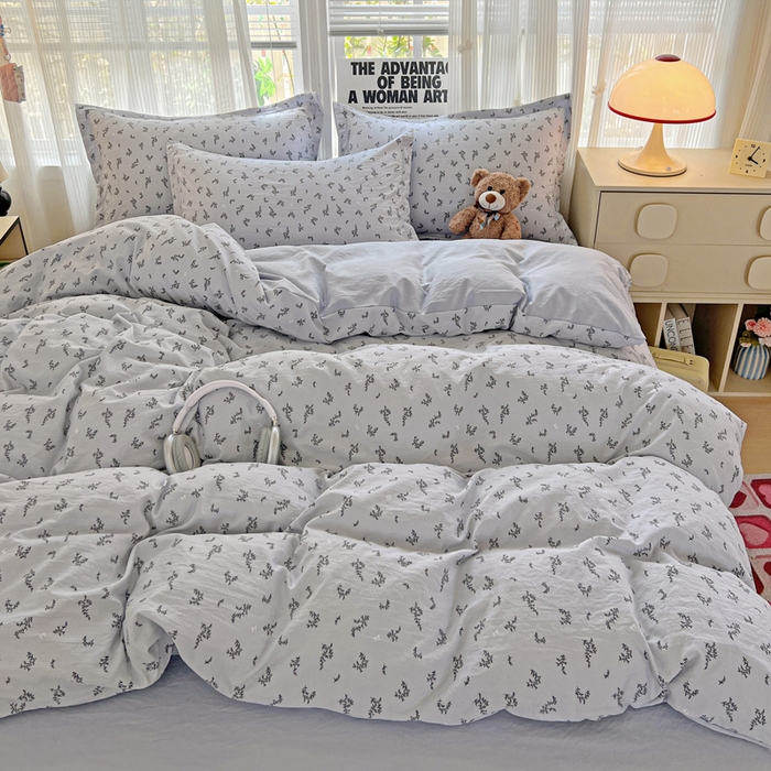 91家纺网 家纺一手货源 找家纺 欢博莱  2025新款仿纯棉四件套学生宿舍三件套单被套 叶初开-灰