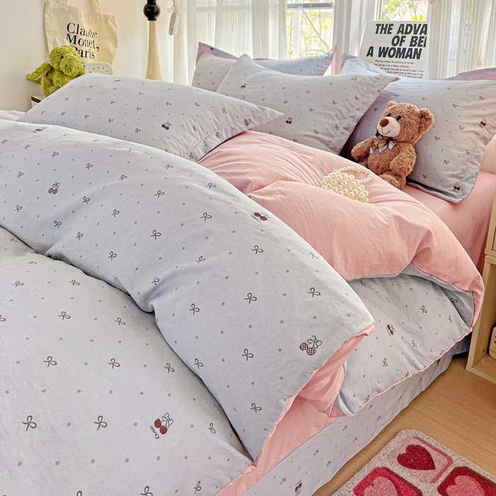 91家纺网 家纺一手货源 找家纺 欢博莱  2025新款仿纯棉四件套学生宿舍三件套单被套 樱桃爱-灰