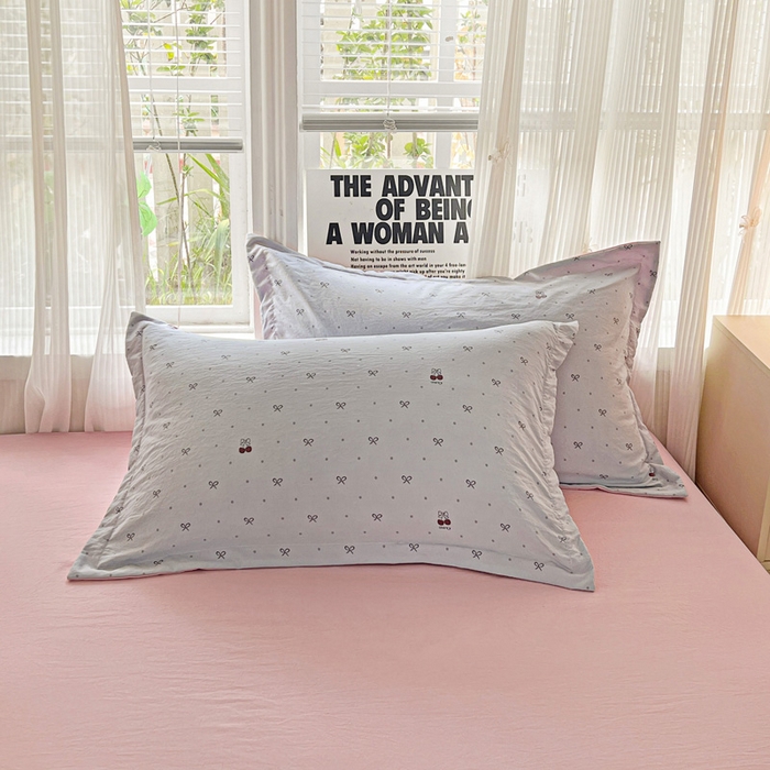 91家纺网 家纺一手货源 找家纺 欢博莱  2025新款仿纯棉四件套学生宿舍三件套单被套 樱桃爱-灰