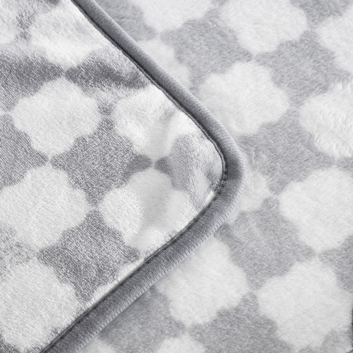 91家纺网 家纺一手货源 找家纺 卉晨毛毯 2025爆款加厚潮人牛奶绒空调毯披肩毯午睡毛毯胡吉娜