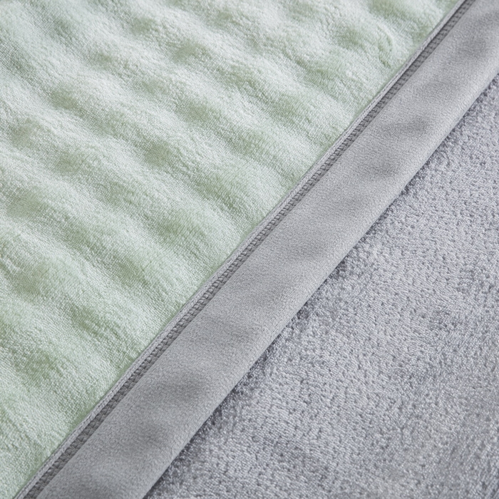 91家纺网 家纺一手货源 找家纺 卉晨家纺 2025新款牛奶绒纯色小泡泡复合毯 抹茶绿