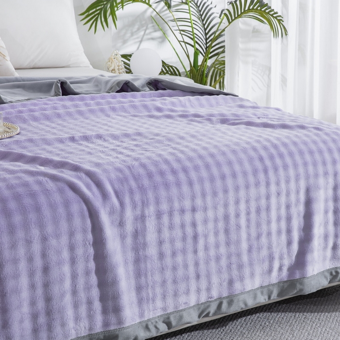 91家纺网 家纺一手货源 找家纺 卉晨家纺 2025新款牛奶绒纯色小泡泡复合毯 香芋紫