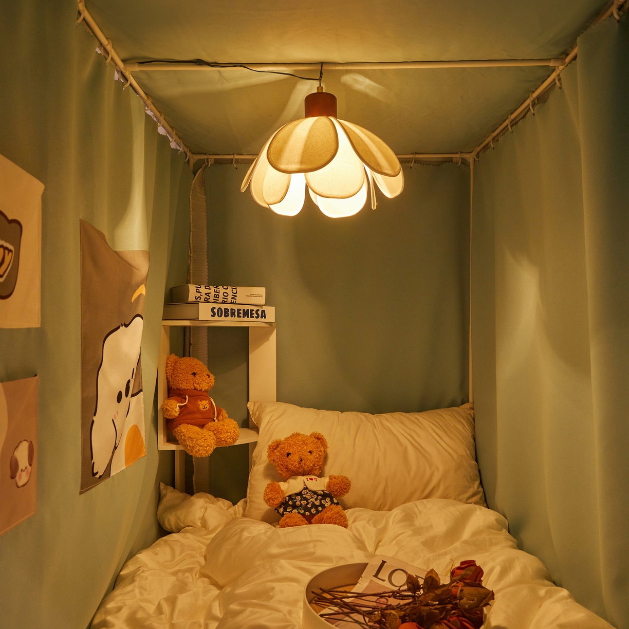 91家纺网 家纺一手货源 找家纺 夏彩 2025新款棉麻雪纺绣花防遮光铁艺烤漆学生蚊帐-88627 88627-蓝绿