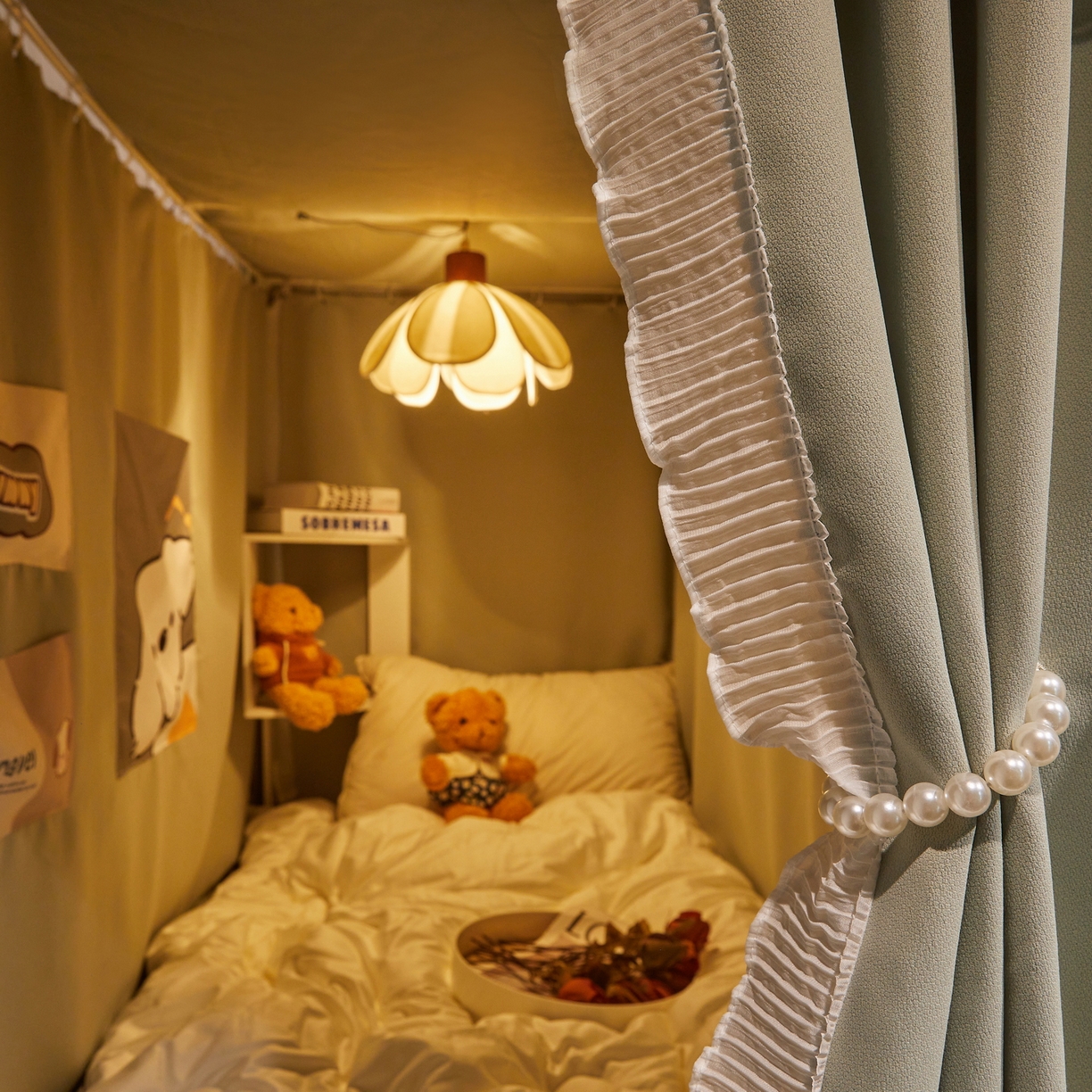 91家纺网 家纺一手货源 找家纺 夏彩 2025新款棉麻雪纺绣花防遮光铁艺烤漆学生蚊帐-88627 88627-清新绿