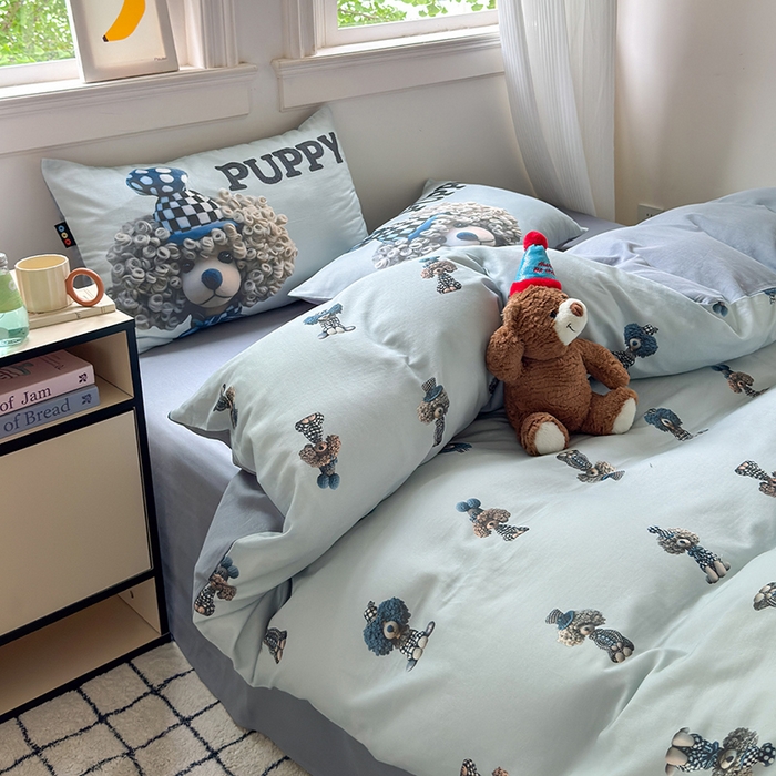 91家纺网 家纺一手货源 找家纺 RYB红黄兰 2025新款ins卡通设计师原创5D立体数码全棉纯棉双层纱四件套系列 雾蓝小狗