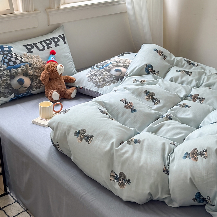 91家纺网 家纺一手货源 找家纺 RYB红黄兰 2025新款ins卡通设计师原创5D立体数码全棉纯棉双层纱四件套系列 雾蓝小狗