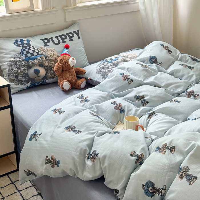 91家纺网 家纺一手货源 找家纺 RYB红黄兰 2025新款ins卡通设计师原创5D立体数码全棉纯棉双层纱四件套系列 雾蓝小狗