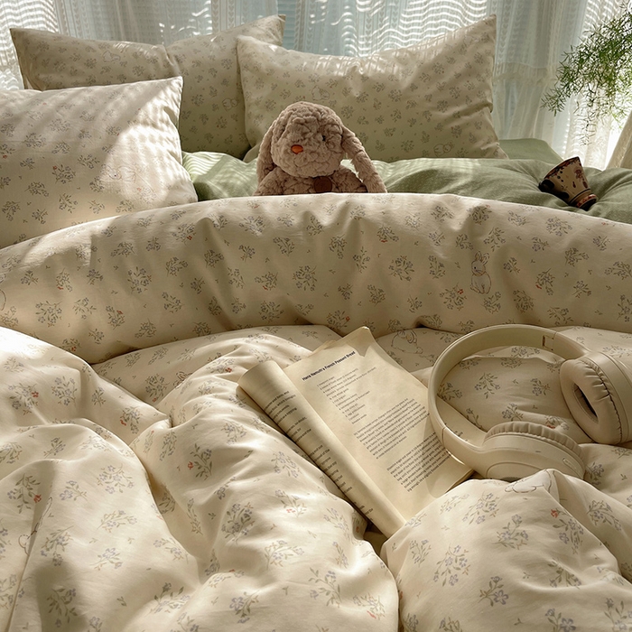 91家纺网 家纺一手货源 找家纺 瑞莱 2025新款开学季全棉纯棉萌趣印花四件套 兔兔紫萝兰