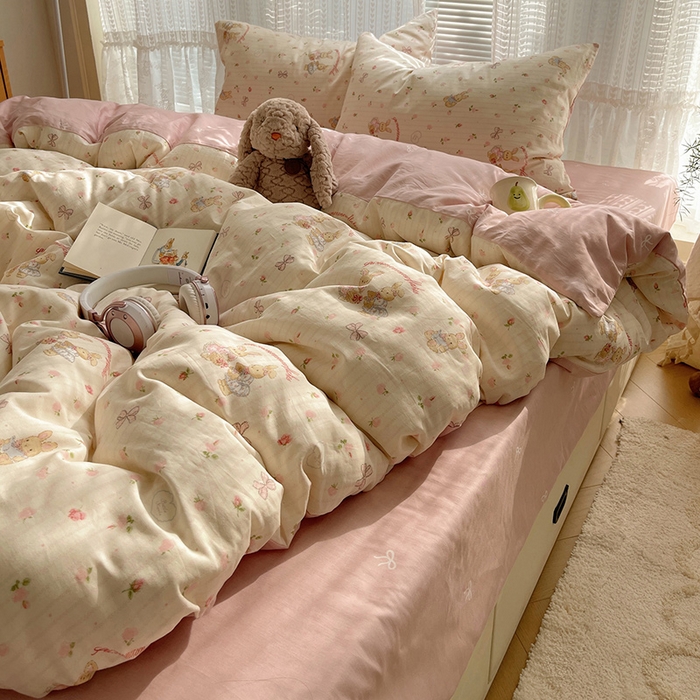 91家纺网 家纺一手货源 找家纺 瑞莱 2025新款开学季全棉纯棉萌趣印花四件套 甜蜜纪念日