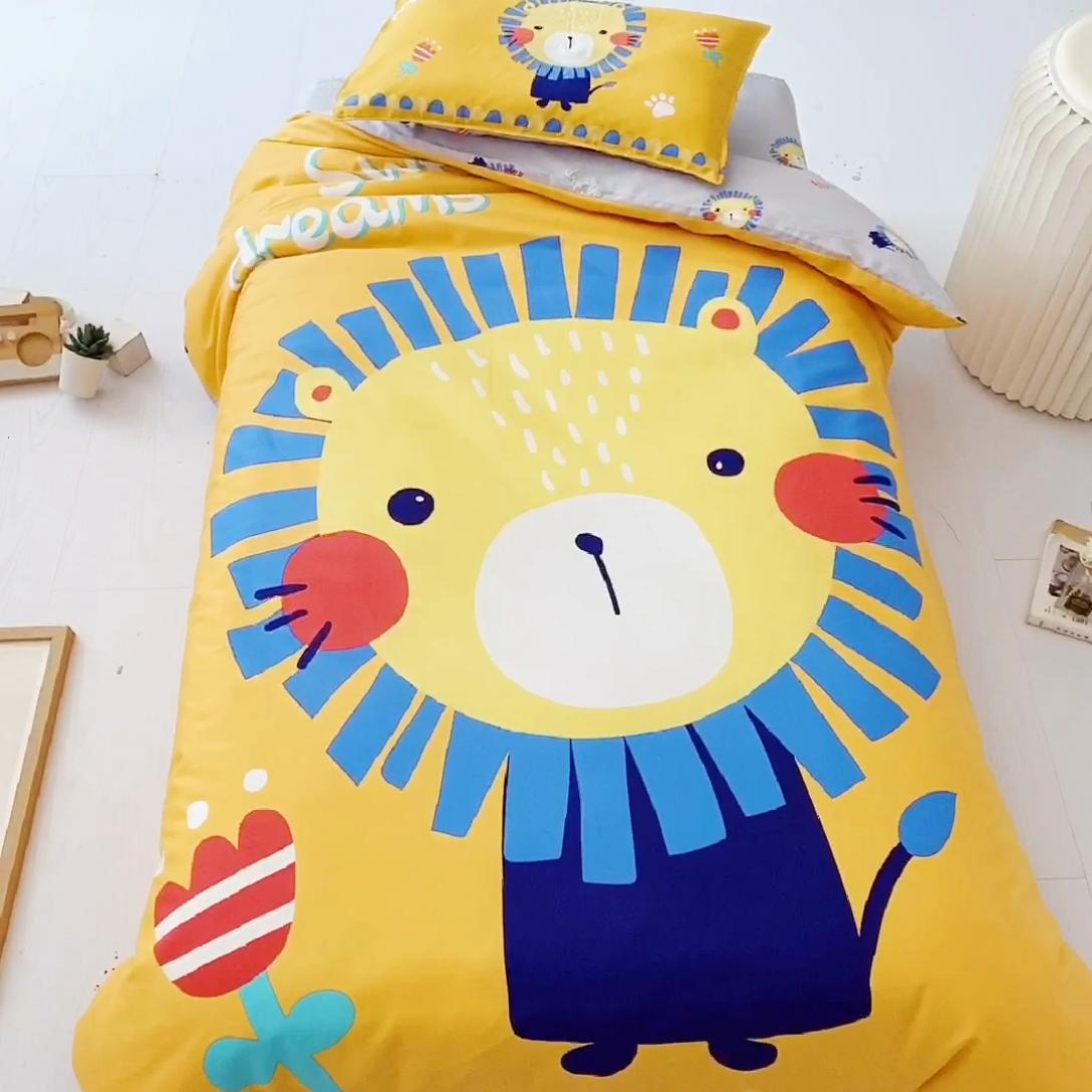 91家纺网 家纺一手货源 找家纺 2025新品全棉大版幼儿园三件套儿童被褥六件套宝宝午睡入园婴儿床床上用品 甜心狮子