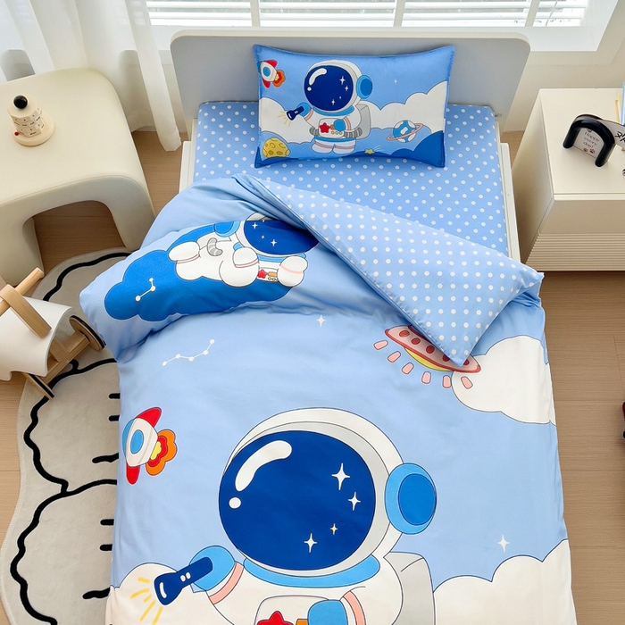 91家纺网 家纺一手货源 找家纺 2025新品全棉大版幼儿园三件套儿童被褥六件套宝宝午睡入园婴儿床床上用品 宇宙探险
