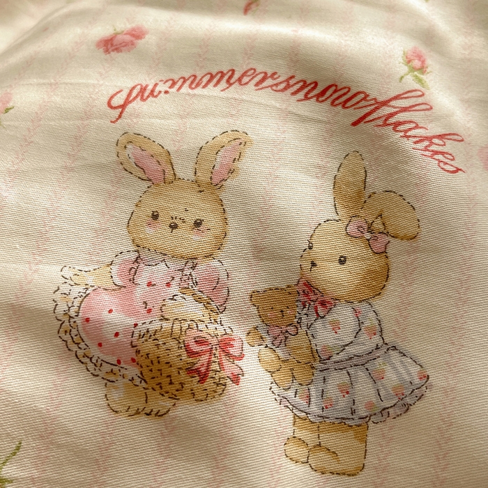 91家纺网 家纺一手货源 找家纺 瑞莱 2025新款开学季全棉纯棉萌趣印花四件套 甜蜜纪念日