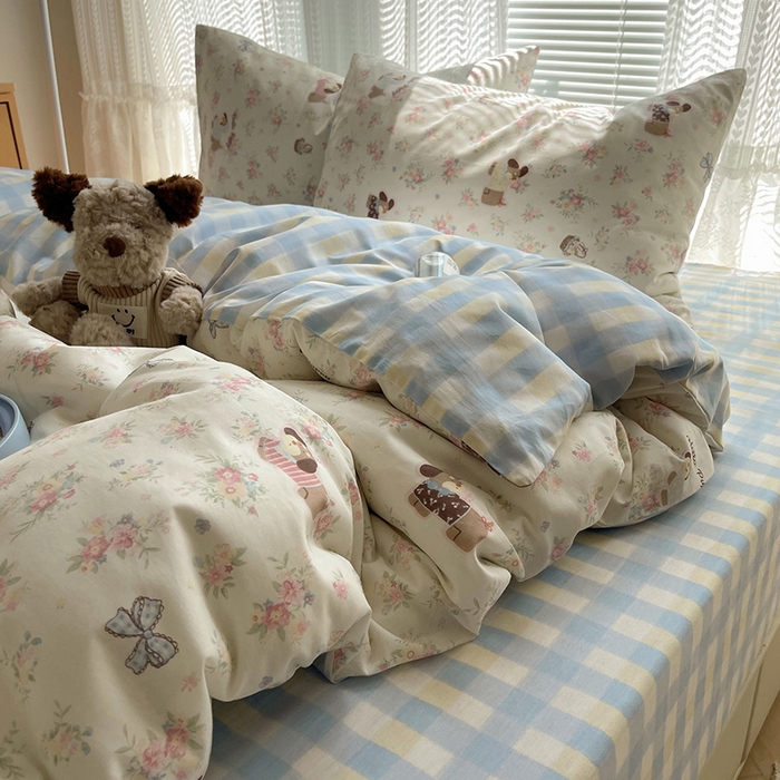 91家纺网 家纺一手货源 找家纺 瑞莱 2025新款开学季全棉纯棉萌趣印花四件套 花田小狗