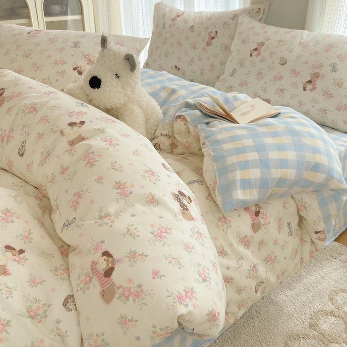 91家纺网 家纺一手货源 找家纺 瑞莱 2025新款开学季全棉纯棉萌趣印花四件套 花田小狗