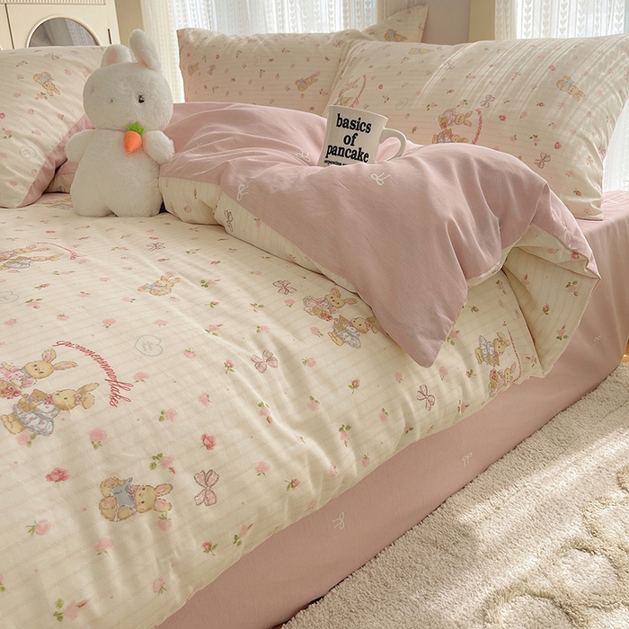 91家纺网 家纺一手货源 找家纺 瑞莱 2025新款开学季全棉纯棉萌趣印花四件套 甜蜜纪念日