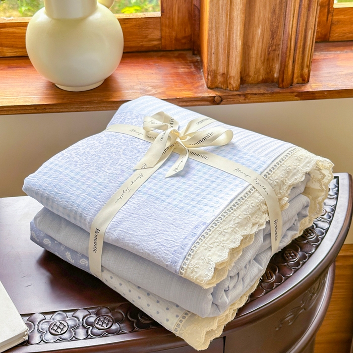 91家纺网 家纺一手货源 找家纺 艾特你 2025新款云感双层纱镂空花边四件套 花边款-半亩花园