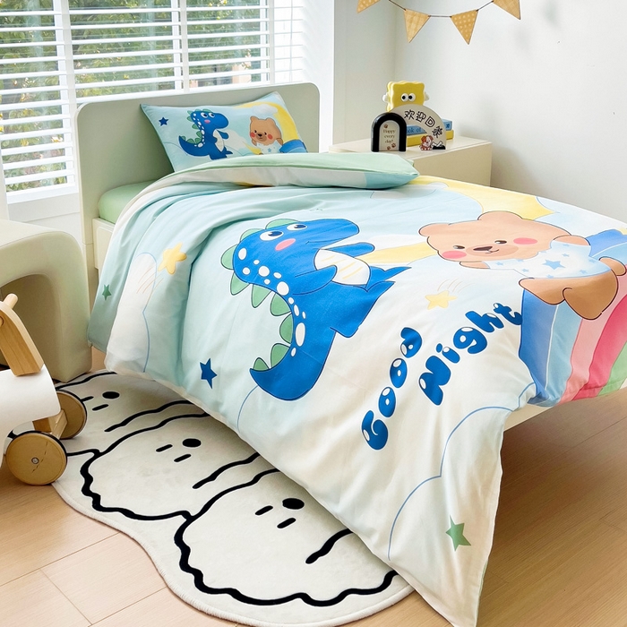 91家纺网 家纺一手货源 找家纺  2025新品全棉大版幼儿园三件套儿童被褥六件套宝宝午睡入园婴儿床床上用品 恐龙与熊