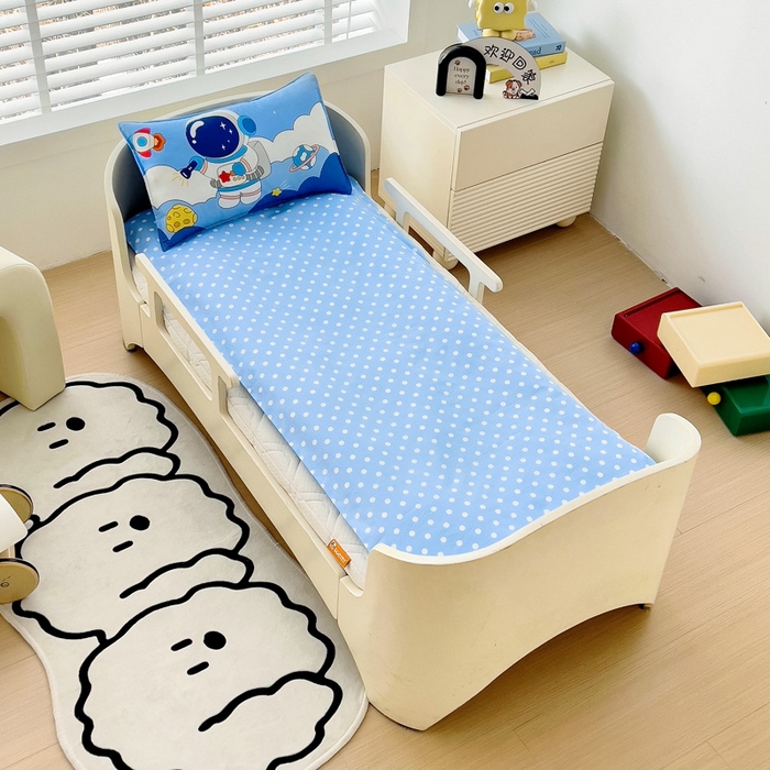 91家纺网 家纺一手货源 找家纺 2025新品全棉大版幼儿园三件套儿童被褥六件套宝宝午睡入园婴儿床床上用品 宇宙探险