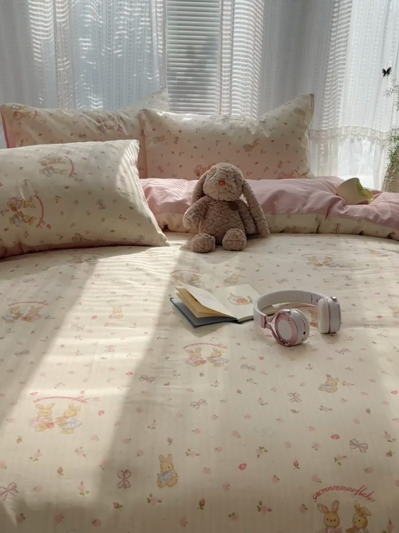 91家纺网 家纺一手货源 找家纺 瑞莱 2025新款开学季全棉纯棉萌趣印花四件套 甜蜜纪念日