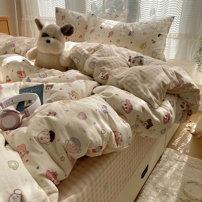 91家纺网 家纺一手货源 找家纺 瑞莱 2025新款开学季全棉纯棉萌趣印花四件套 糖果幼儿园