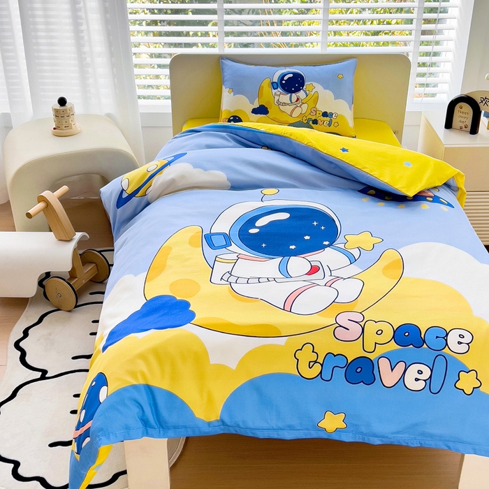 91家纺网 家纺一手货源 找家纺 2025新品全棉大版幼儿园三件套儿童被褥六件套宝宝午睡入园婴儿床床上用品 遨游宇宙