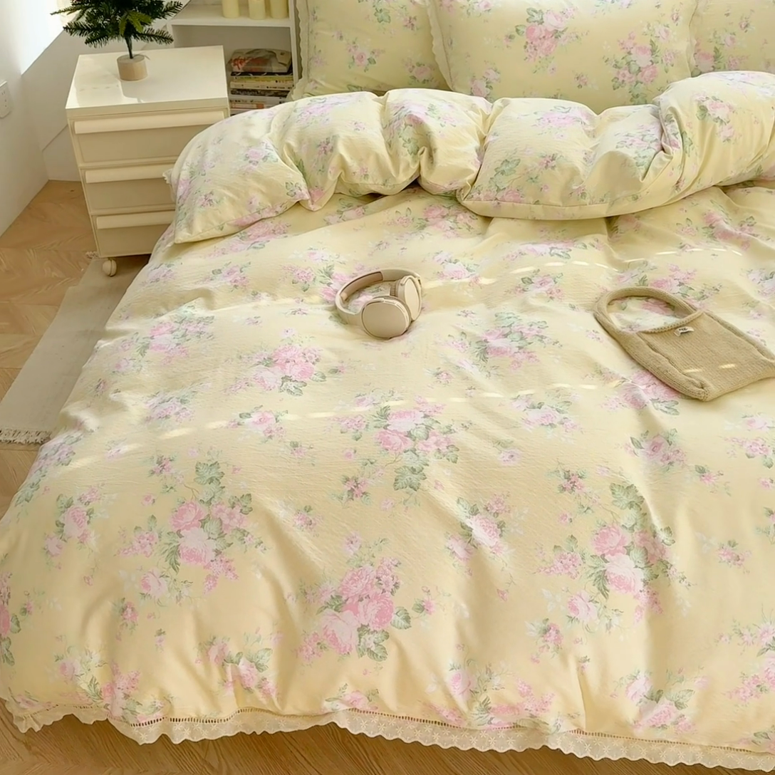 91家纺网 家纺一手货源 找家纺 艾特你 2025新款云感双层纱镂空花边四件套 花边款-安娜花园