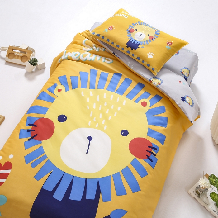 91家纺网 家纺一手货源 找家纺 2025新品全棉大版幼儿园三件套儿童被褥六件套宝宝午睡入园婴儿床床上用品 甜心狮子