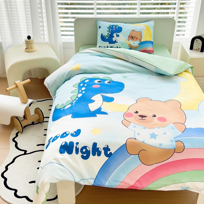 91家纺网 家纺一手货源 找家纺  2025新品全棉大版幼儿园三件套儿童被褥六件套宝宝午睡入园婴儿床床上用品 恐龙与熊