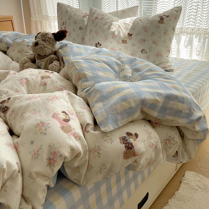 91家纺网 家纺一手货源 找家纺 瑞莱 2025新款开学季全棉纯棉萌趣印花四件套 花田小狗