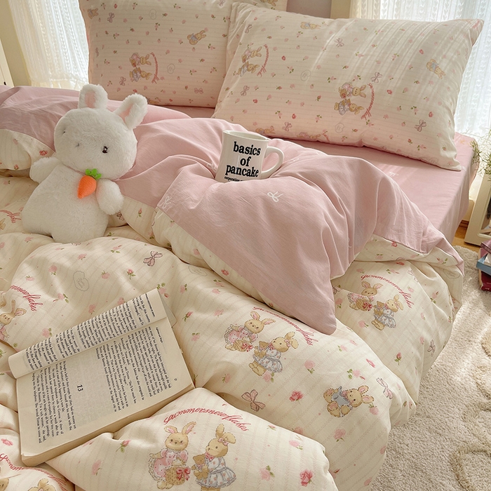 91家纺网 家纺一手货源 找家纺 瑞莱 2025新款开学季全棉纯棉萌趣印花四件套 甜蜜纪念日