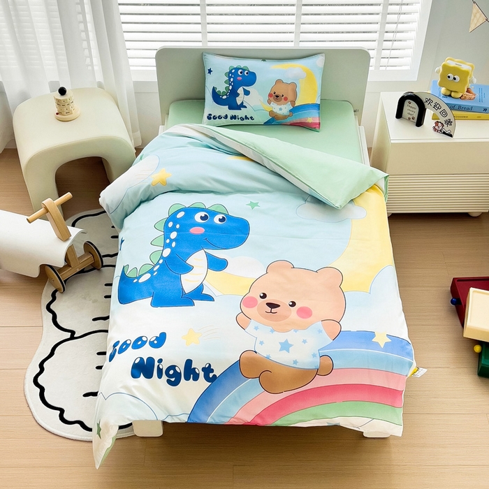 91家纺网 家纺一手货源 找家纺  2025新品全棉大版幼儿园三件套儿童被褥六件套宝宝午睡入园婴儿床床上用品 恐龙与熊