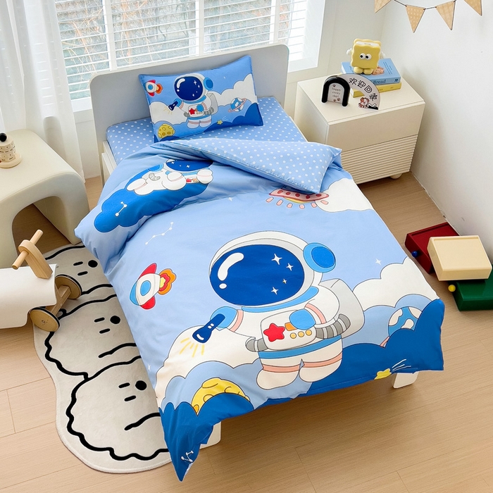 91家纺网 家纺一手货源 找家纺 2025新品全棉大版幼儿园三件套儿童被褥六件套宝宝午睡入园婴儿床床上用品 宇宙探险