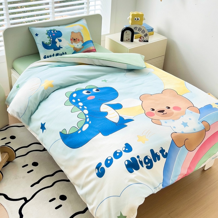 91家纺网 家纺一手货源 找家纺  2025新品全棉大版幼儿园三件套儿童被褥六件套宝宝午睡入园婴儿床床上用品 恐龙与熊