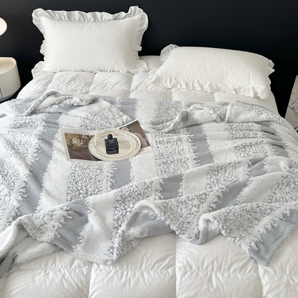 春妮家纺 2025新款阳离子塔芙绒舒棉绒毛毯 塔芙-浅灰