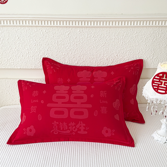 91家纺网 家纺一手货源 找家纺 悦然毛巾被 2025新款婚庆大红三层全棉纱布枕套 喜事花生