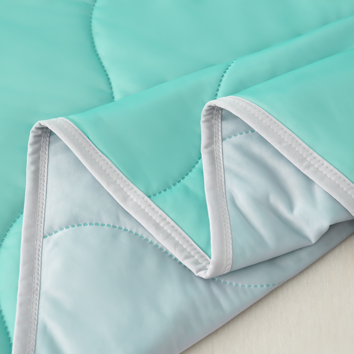 91家纺网 家纺一手货源 找家纺 眠多宝 2025新款纯色凉感丝夏被夏凉被空调被跨境热品temu希音TK外贸 绿色