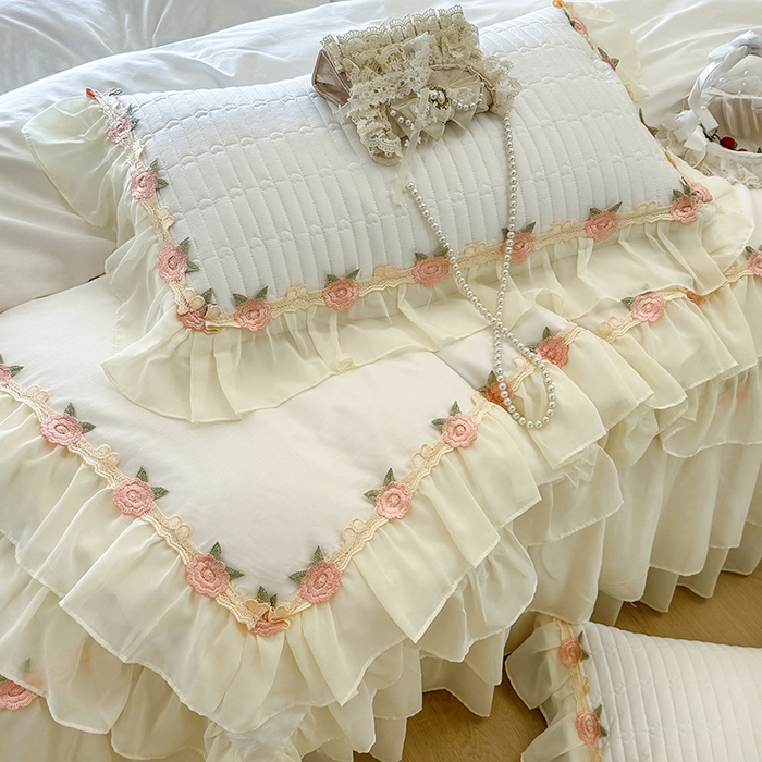 91家纺网 家纺一手货源 找家纺 虹星家纺 2025新款玫瑰花语全棉纯棉床裙款四件套 玫瑰花语-皓月白