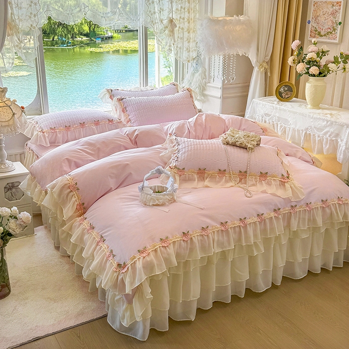 91家纺网 家纺一手货源 找家纺 虹星家纺 2025新款玫瑰花语全棉纯棉床裙款四件套 玫瑰花语-樱花粉