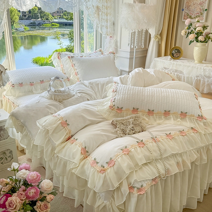 91家纺网 家纺一手货源 找家纺 虹星家纺 2025新款玫瑰花语全棉纯棉床裙三件套单床裙床裙单件 玫瑰花语-皓月白