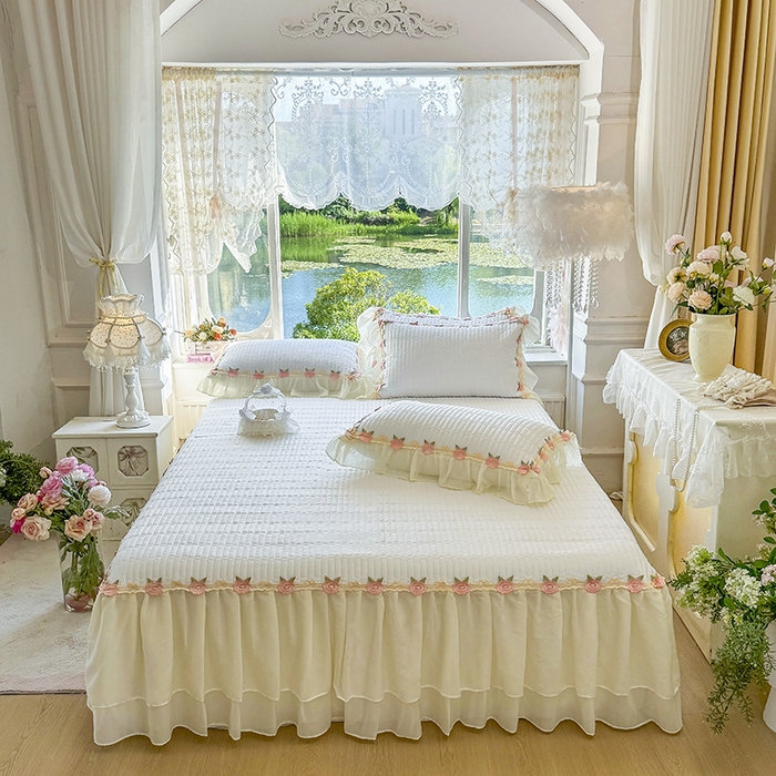 91家纺网 家纺一手货源 找家纺 虹星家纺 2025新款玫瑰花语全棉纯棉床裙三件套单床裙床裙单件 玫瑰花语-皓月白