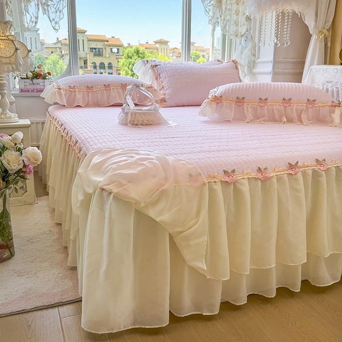 91家纺网 家纺一手货源 找家纺 虹星家纺 2025新款玫瑰花语全棉纯棉床裙三件套单床裙床裙单件 玫瑰花语-樱花粉