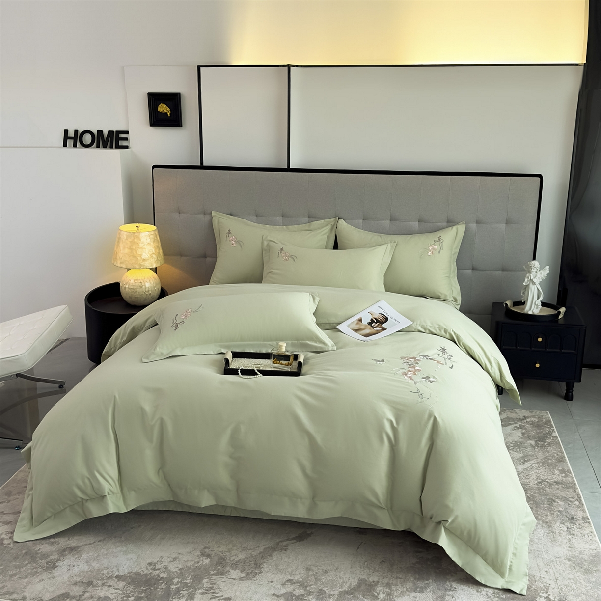 91家纺网 家纺一手货源 找家纺 曼秀琳家纺 2025秋冬新款超柔60s贡缎磨毛刺绣款套件四件套 平安喜乐-澡泽绿