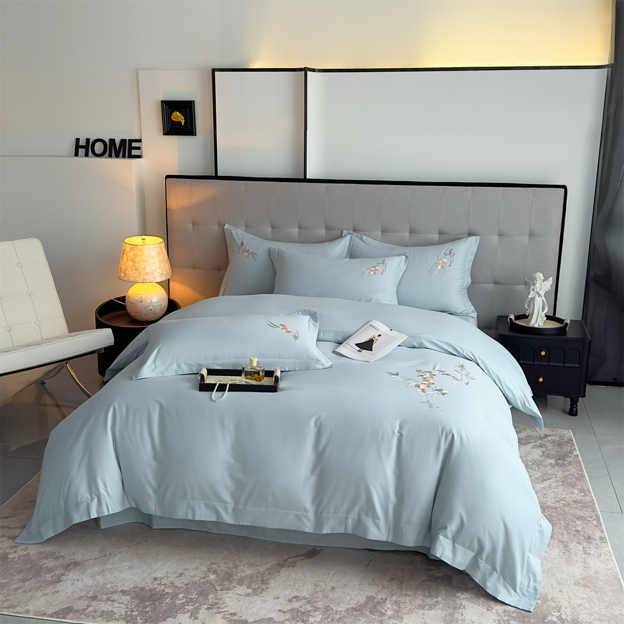 91家纺网 家纺一手货源 找家纺 曼秀琳家纺 2025秋冬新款超柔60s贡缎磨毛刺绣款套件四件套 平安喜乐-洱海蓝