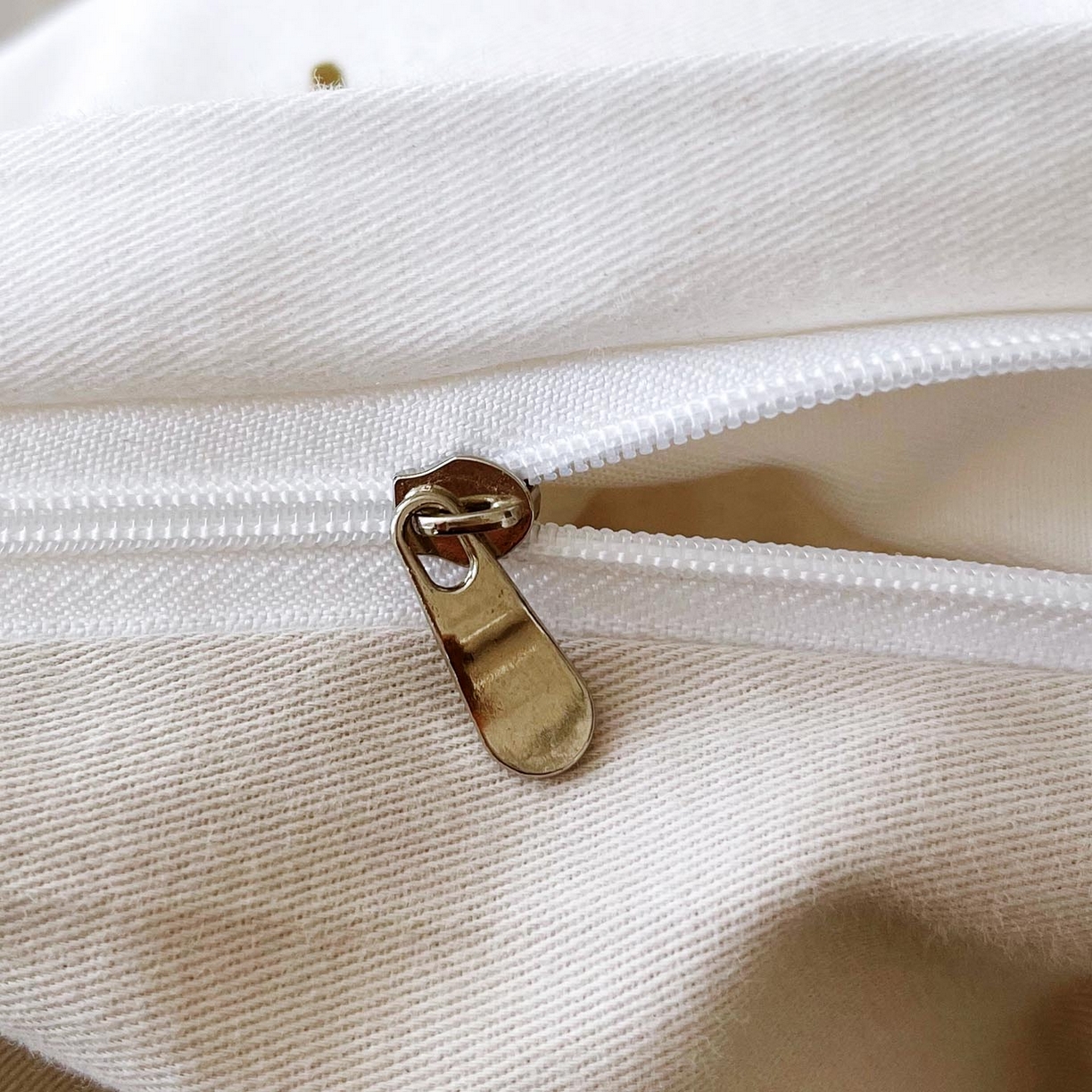 91家纺网 家纺一手货源 找家纺 帅露家纺 2025新款升级疆大白全棉加厚生态磨毛四件套 遨游太空