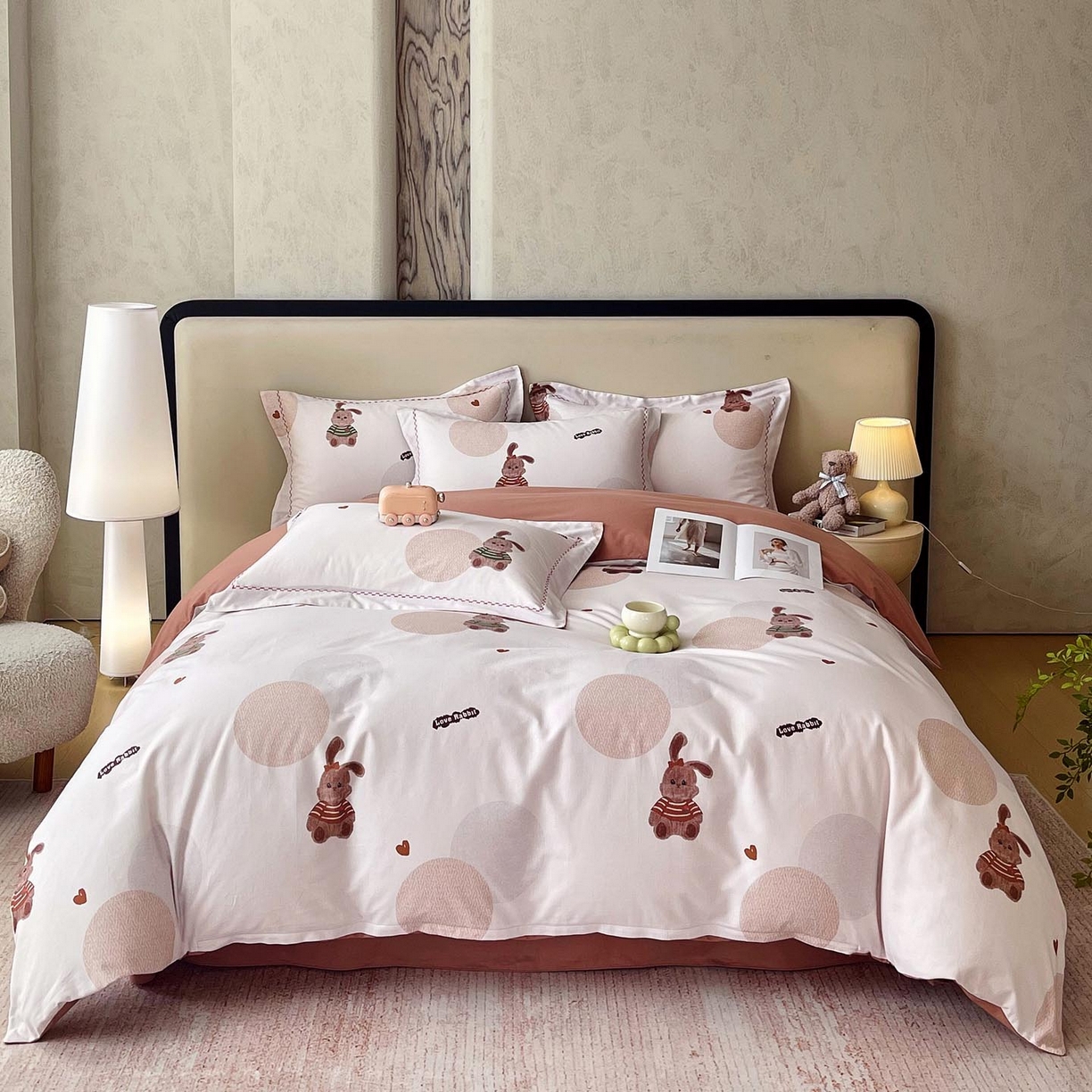 91家纺网 家纺一手货源 找家纺 帅露家纺 2025新款升级疆大白全棉加厚生态磨毛四件套 彼得兔