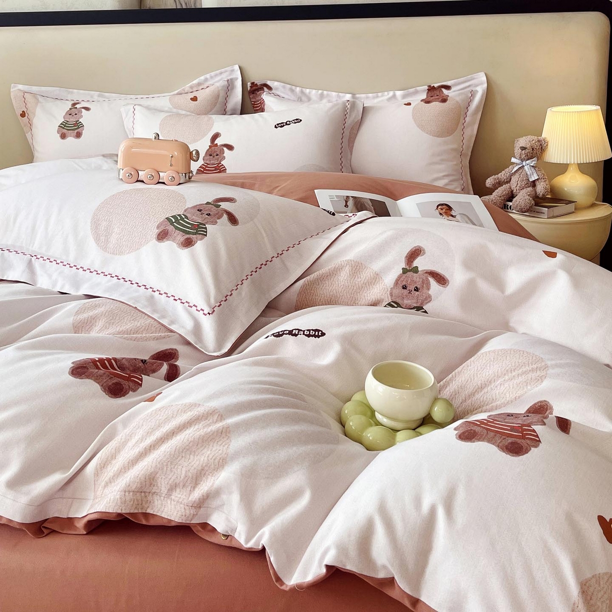 91家纺网 家纺一手货源 找家纺 帅露家纺 2025新款升级疆大白全棉加厚生态磨毛四件套 彼得兔