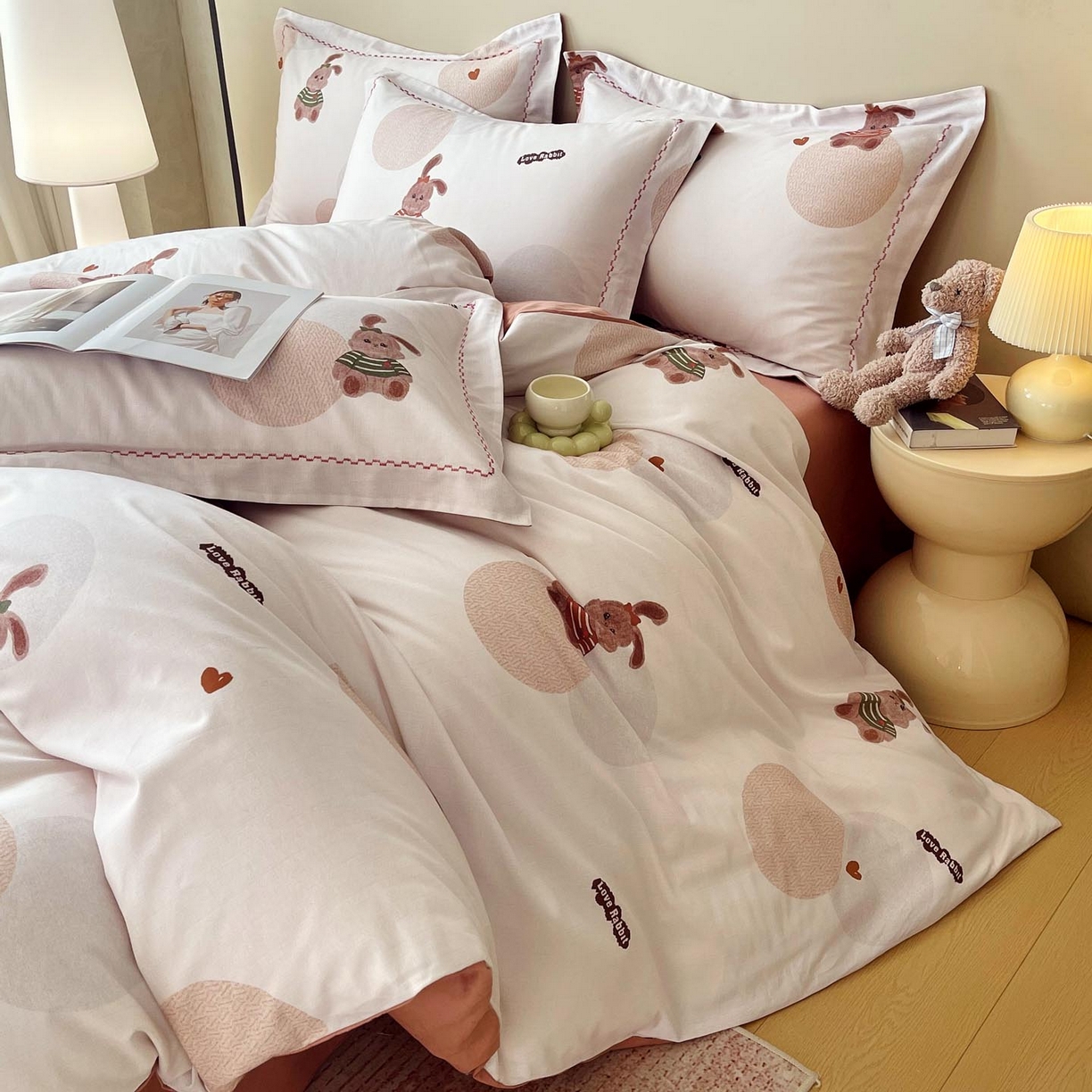 91家纺网 家纺一手货源 找家纺 帅露家纺 2025新款升级疆大白全棉加厚生态磨毛四件套 彼得兔