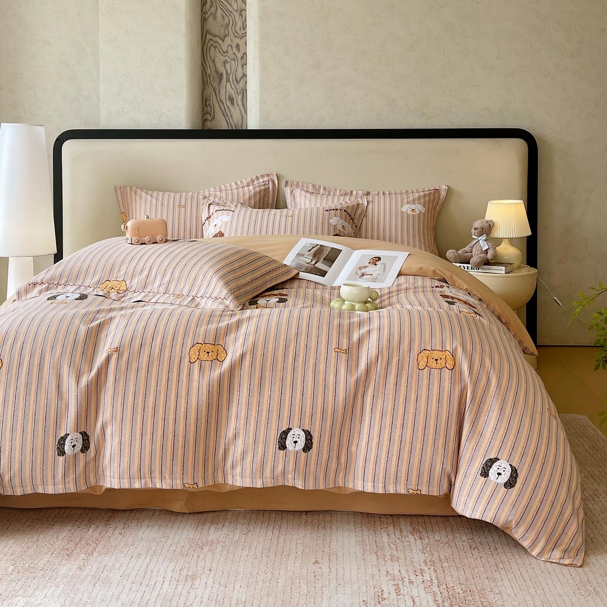 91家纺网 家纺一手货源 找家纺 帅露家纺 2025新款升级疆大白全棉加厚生态磨毛四件套 彩虹小狗