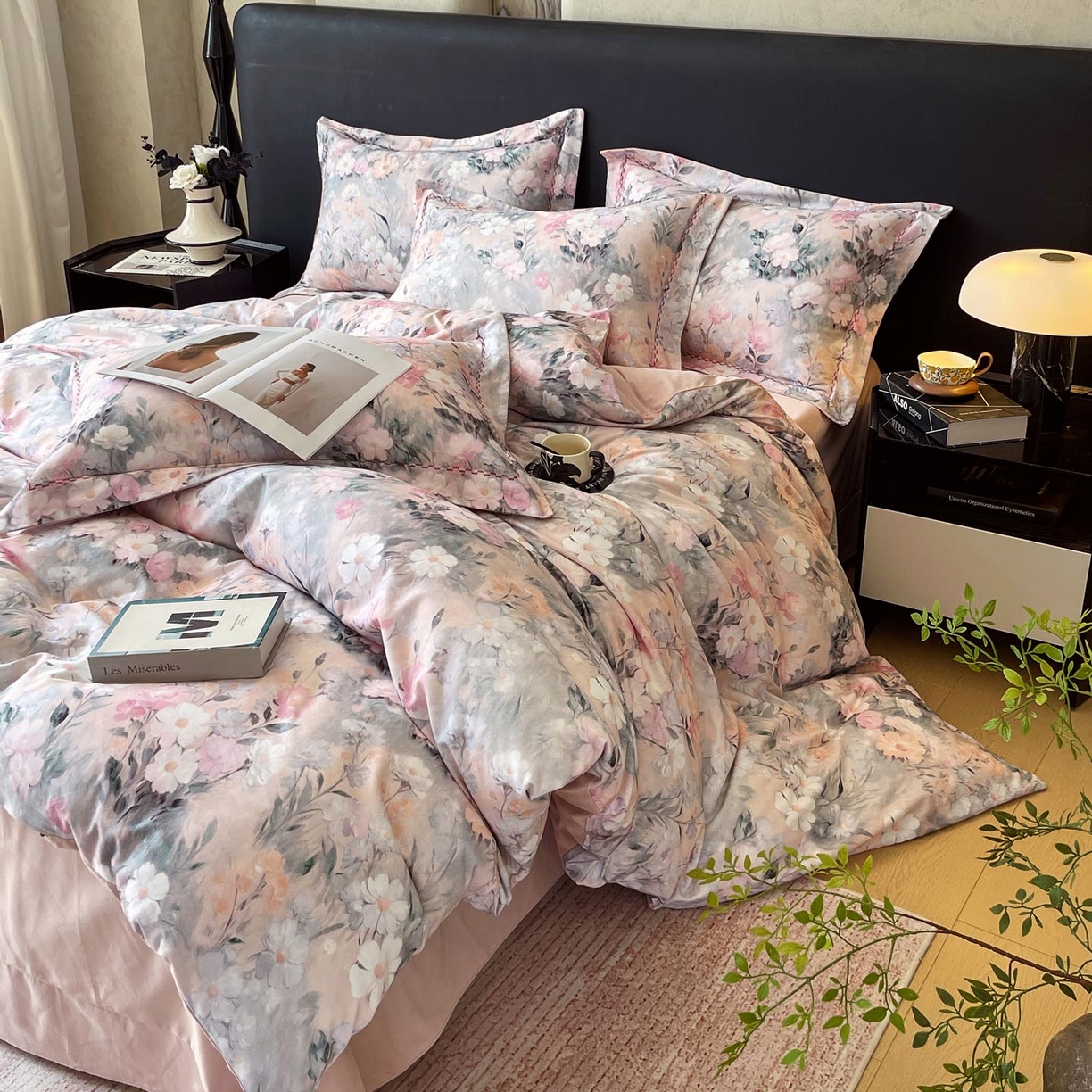 91家纺网 家纺一手货源 找家纺 帅露家纺 2025新款升级疆大白全棉加厚生态磨毛四件套 朝歌-粉