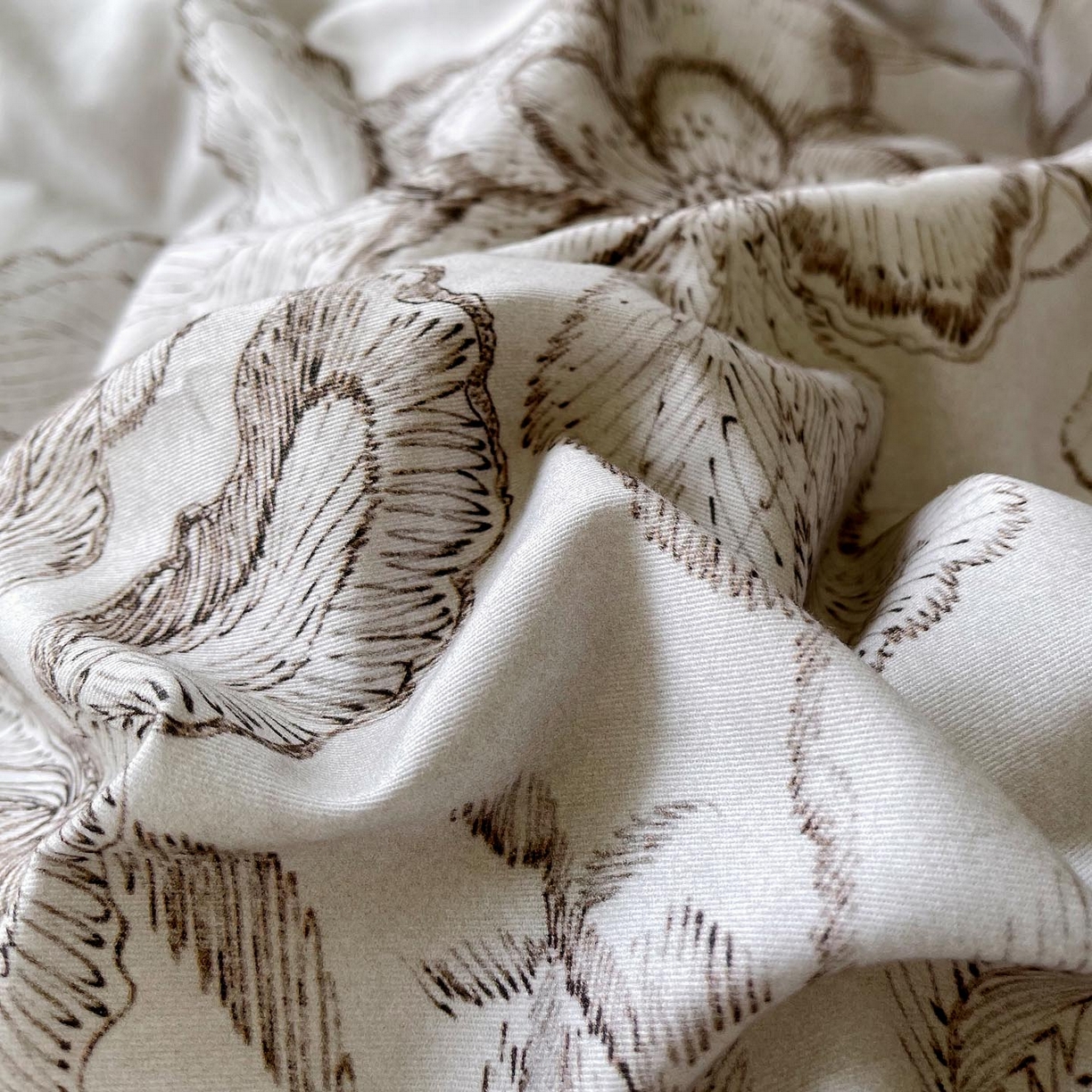 91家纺网 家纺一手货源 找家纺 帅露家纺 2025新款升级疆大白全棉加厚生态磨毛四件套 镜花水月